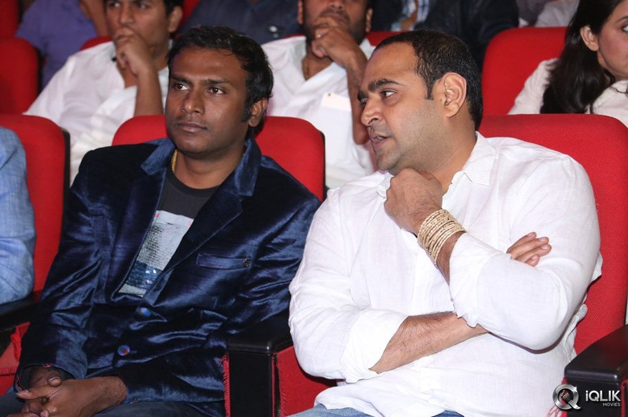 Chinnadana-Neekosam-Movie-Audio-Launch